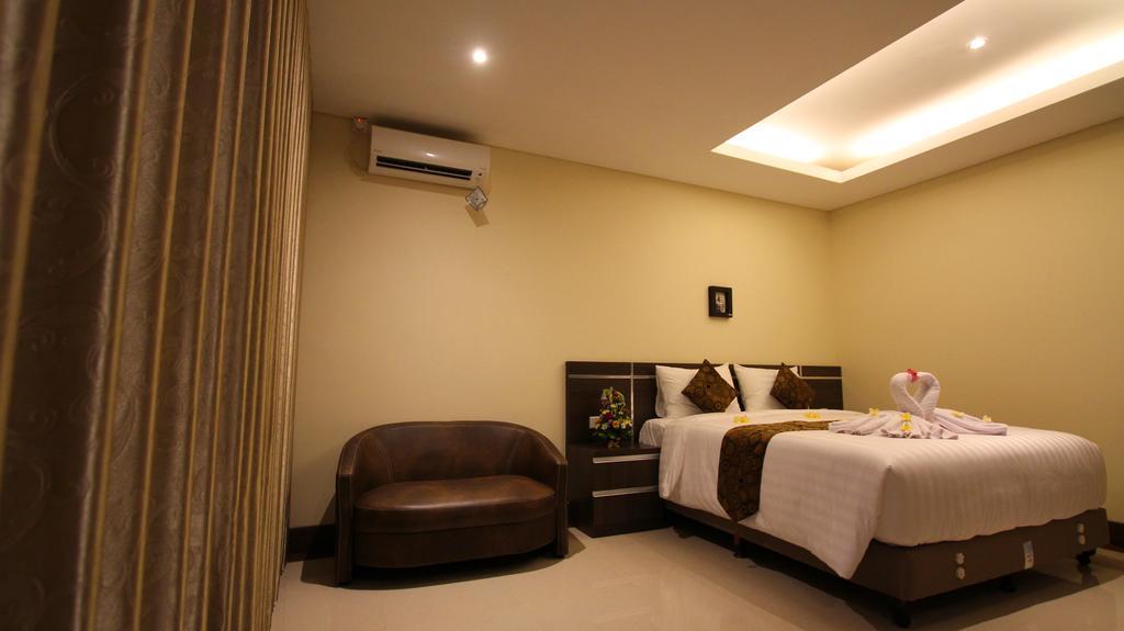 The Surya Kuta Villa Екстериор снимка