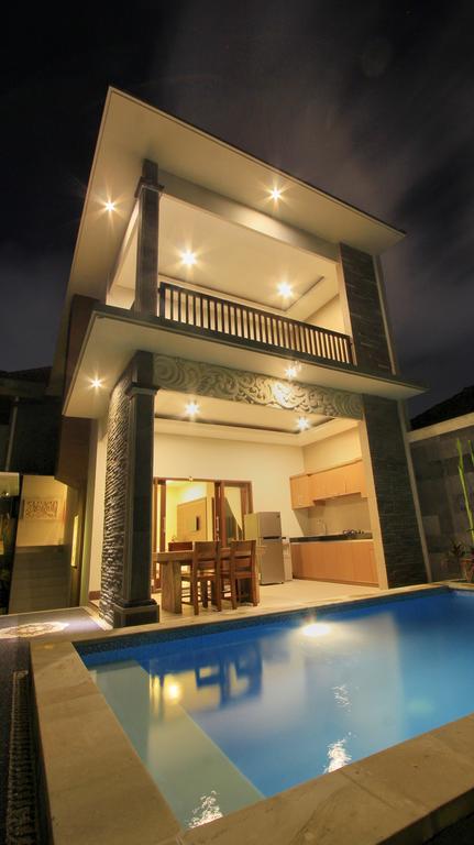 The Surya Kuta Villa Екстериор снимка
