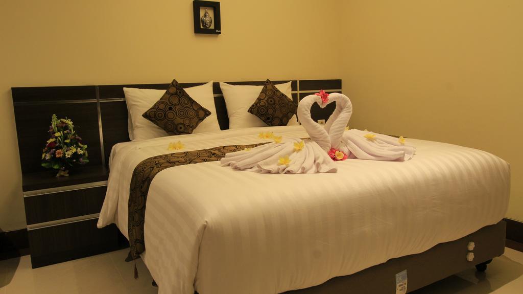 The Surya Kuta Villa Екстериор снимка
