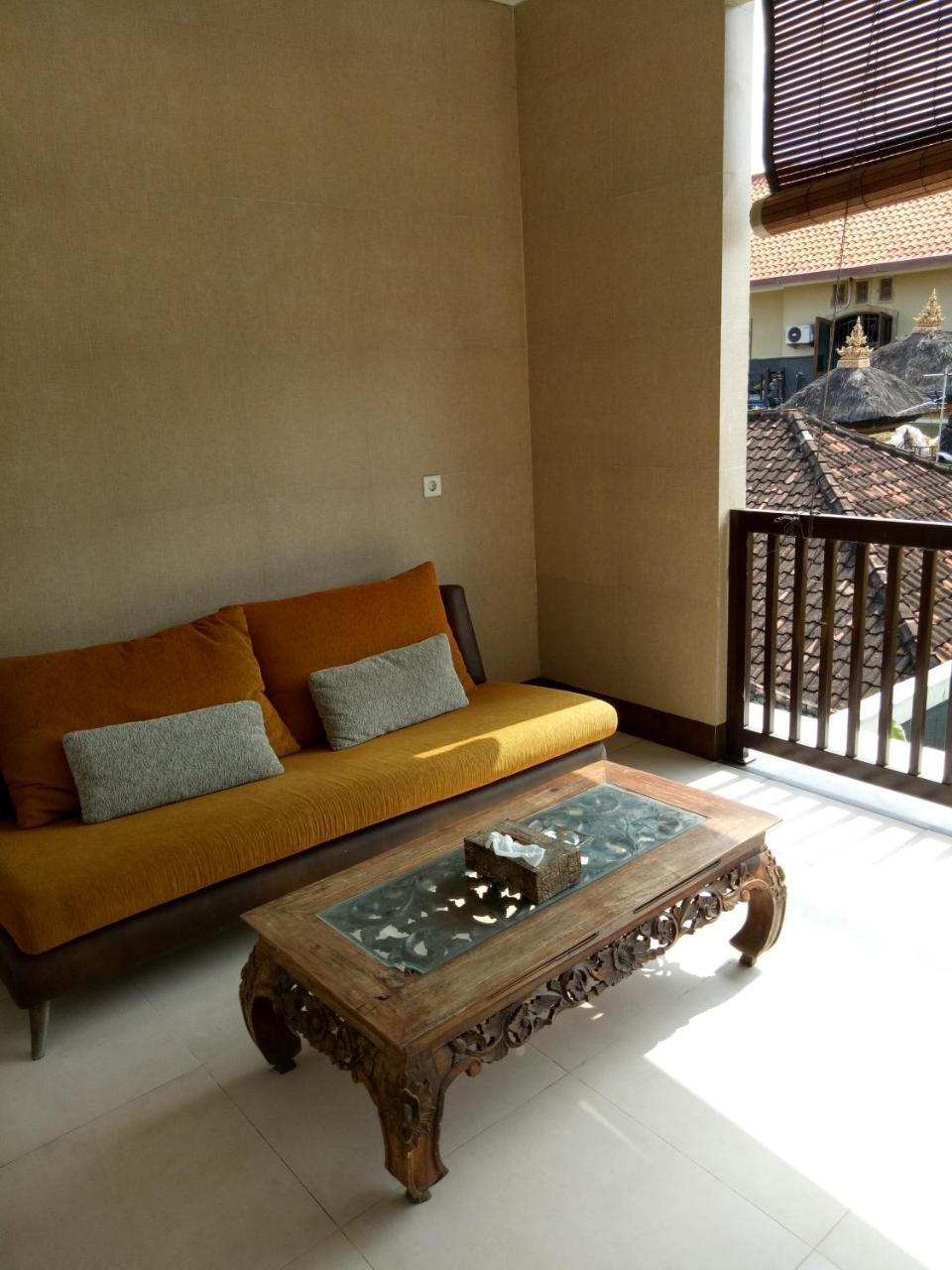 The Surya Kuta Villa Екстериор снимка